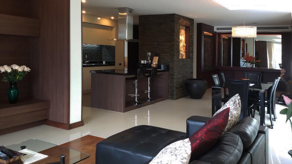Karon Suite Apartment ห้อง รูปภาพ